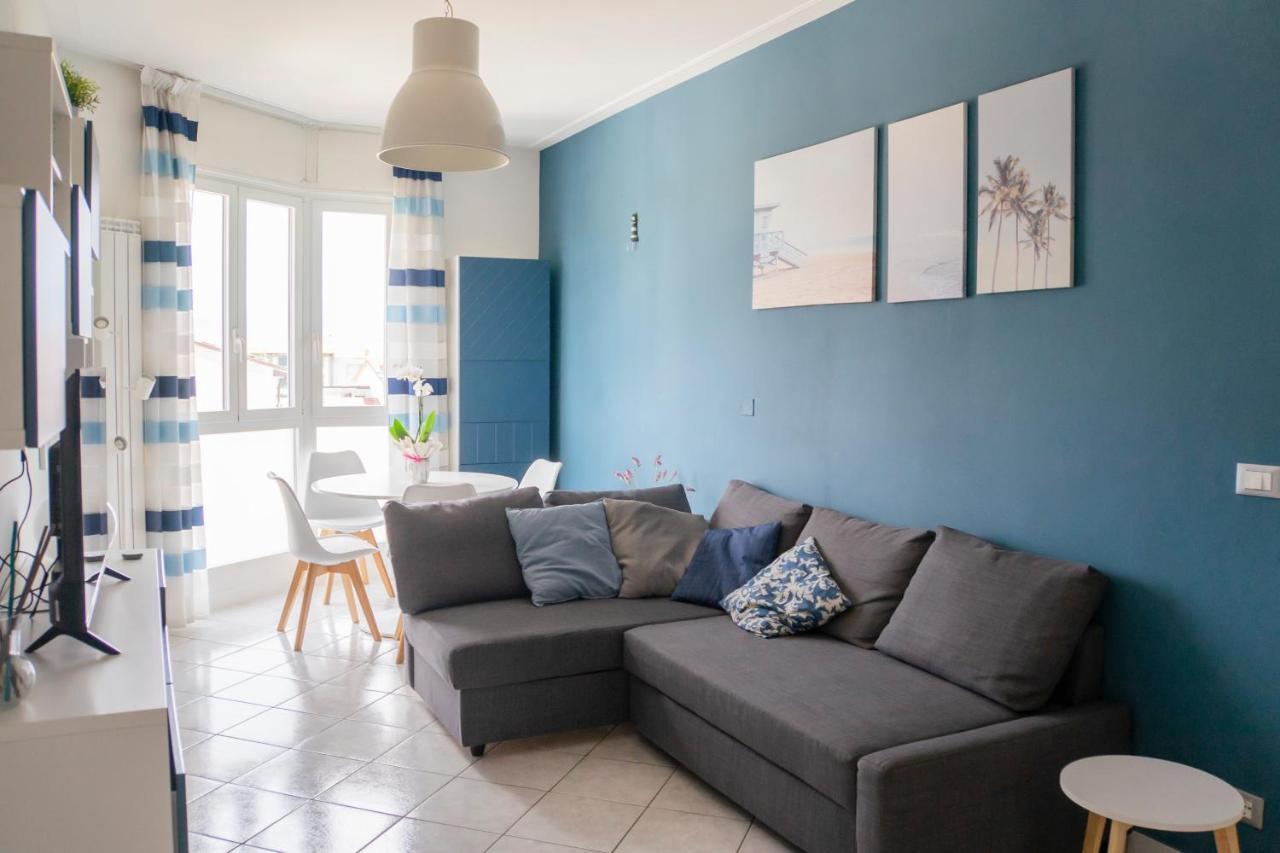 Ad Un Passo Dal Molo Con 2 Biciclette Incluse Apartment Viareggio Exterior photo